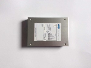 Ultra SCSI-to-IDE Bridge for 3.5 inch IDE Hard Drive ARS-2000FU